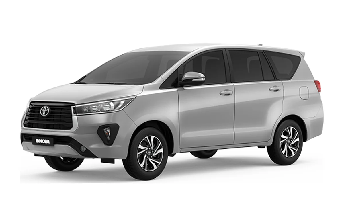 Toyota Innova in White for rent in Butuan City